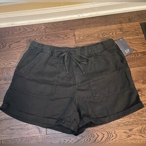 NWT!! Womens GAP flowy shorts